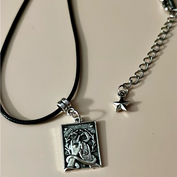 Witchy Hands and Serpent Necklace - Picture 3 of 10